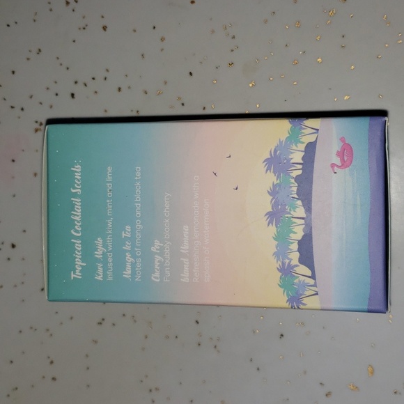 iFLY Smart Tropical Escape 4 pack candles - Picture 4 of 6